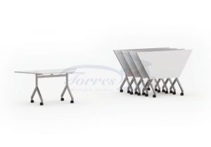 mesa rebatível trapezoidal pé Y com rodízios