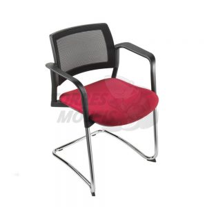 Cadeira Torres Kyos encosto em tela assento estofado pé em S com braço